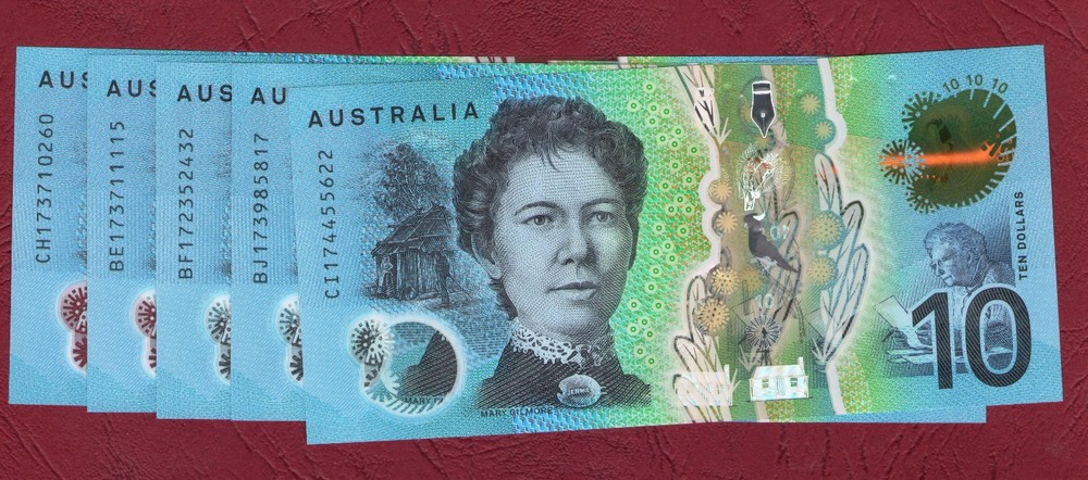 AUSTRALIAN BANKNOTE $10 TEN DOLLARS 2017 GENERAL PREFIX  UNC