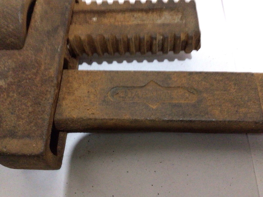 Vintage Dunlap 18” Pipe Wrench