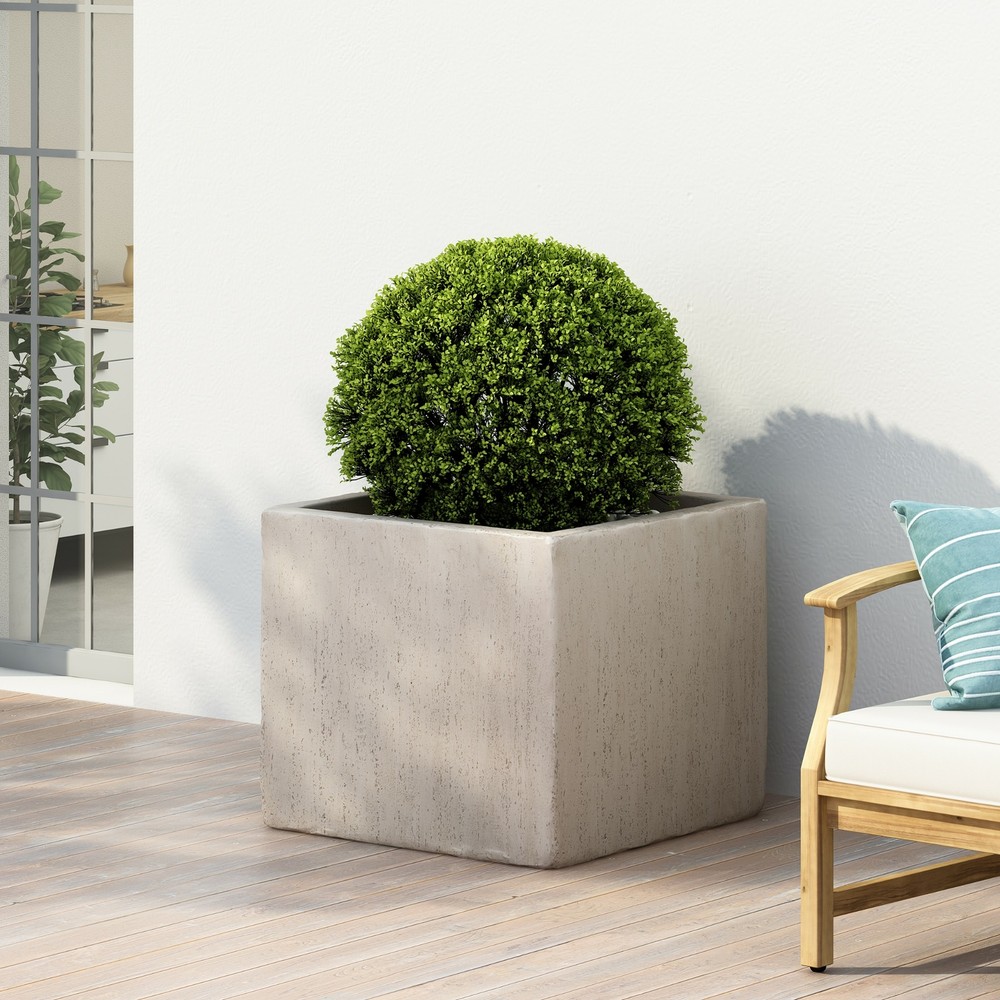 Fardeen Outdoor Modern Cast Stone Square Planter