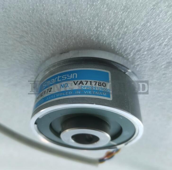 One Tamagawa TS2640N241E172 rotary encoder new