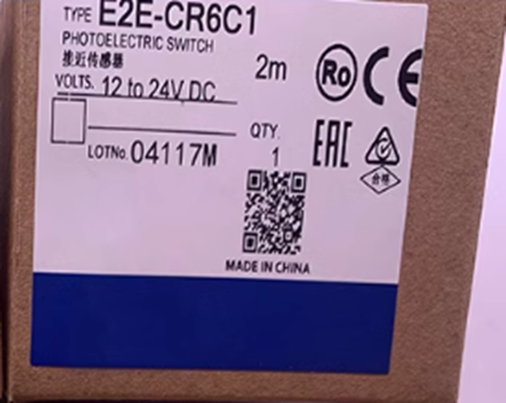 NEW Omron E2E-CR6C1 Proximity Sensor