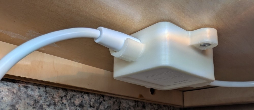 Under-cabinet mounting clip set for Philips Hue Lightstrip starter kit