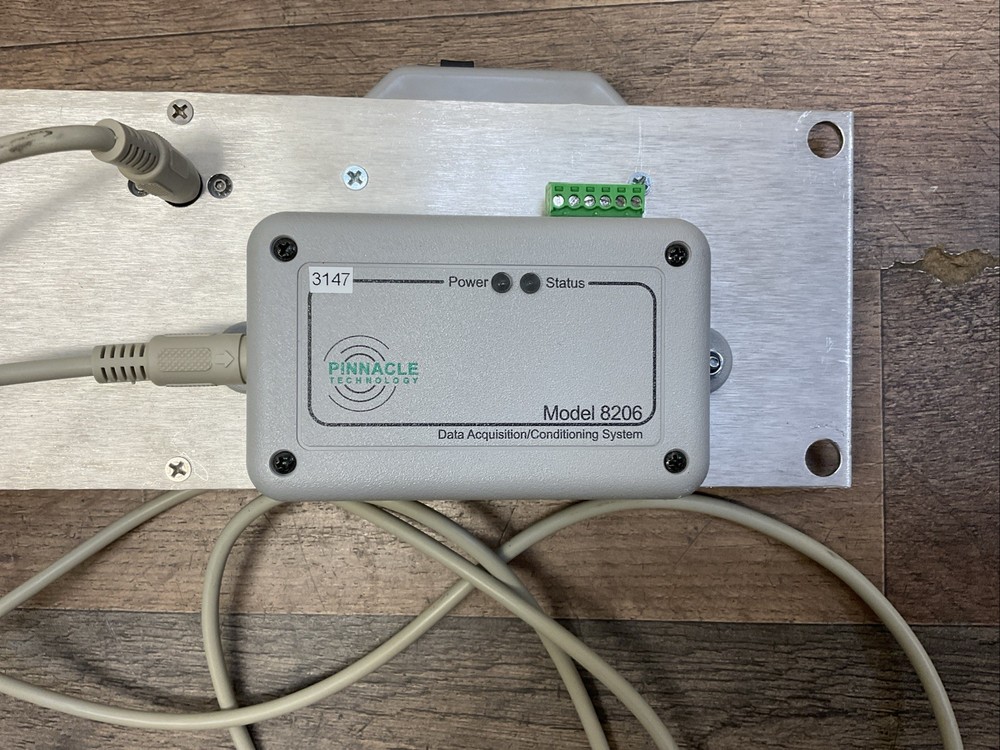 Pinnacle 8206 Data Conditioning And Acquisition System (DCAS)