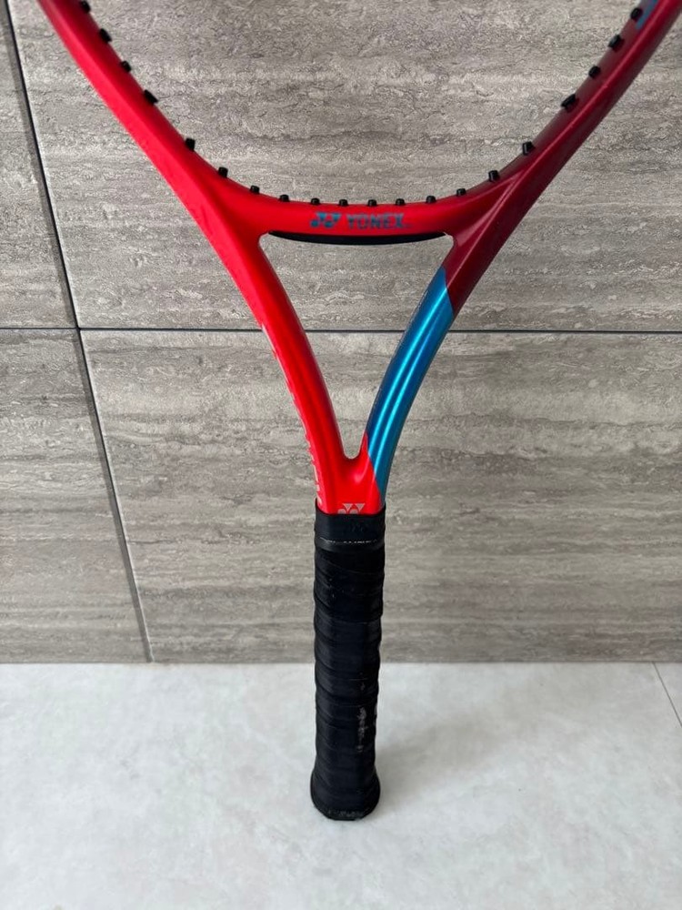 Excellent YONEX VCORE 100L V-Core 100L