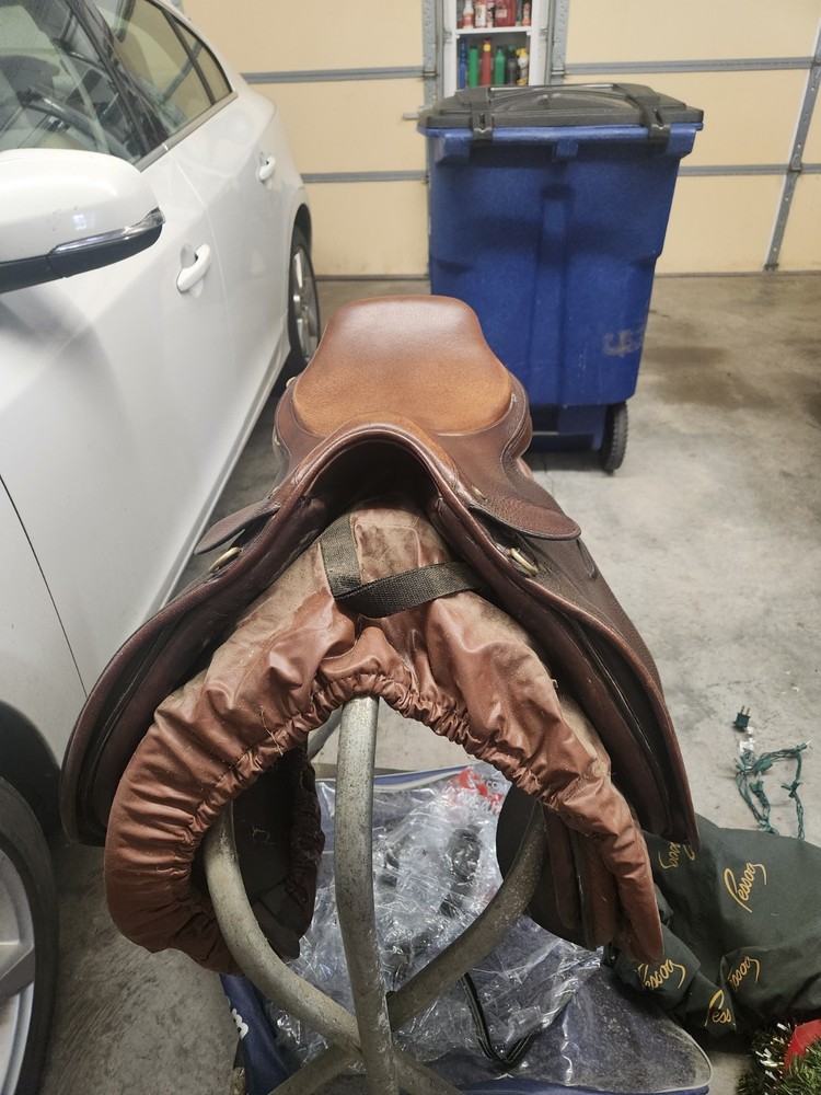 Ibrium Crosby 16.5 saddle