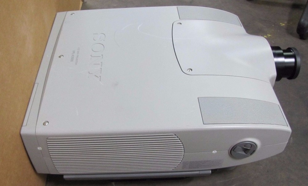 SONY VPL-X2000U 120V 2400 LUMENS LCD DATA PROJECTOR