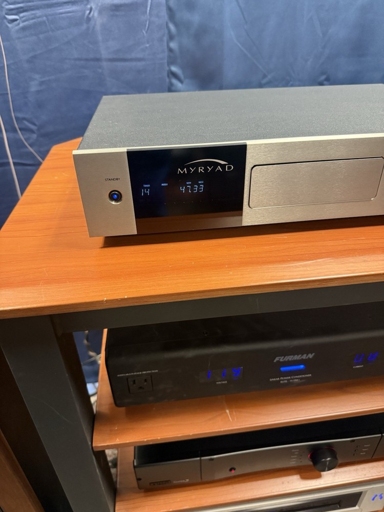 Myryad MCD 600 Audiophile CD Player *WORKS GREAT*