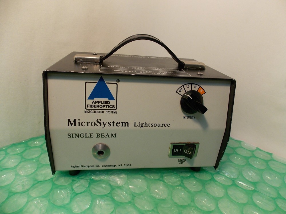 APPLIED FIBER OPTIC MICROSYSTEM LIGHT SOURCE 24 30 30 (LAM-1818)