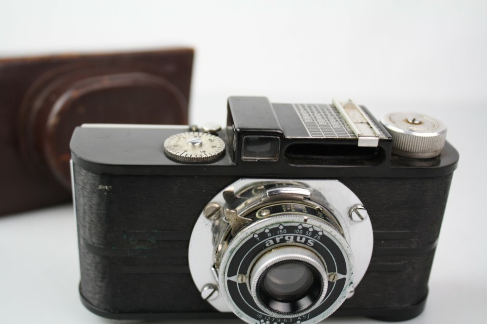 Vintage Argus IRC Camera w/ Leather Case