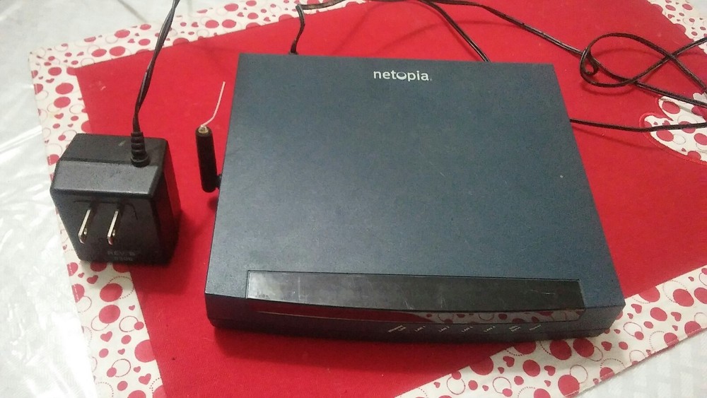 NETOPIA ROUTER , CAYMAN 3347W