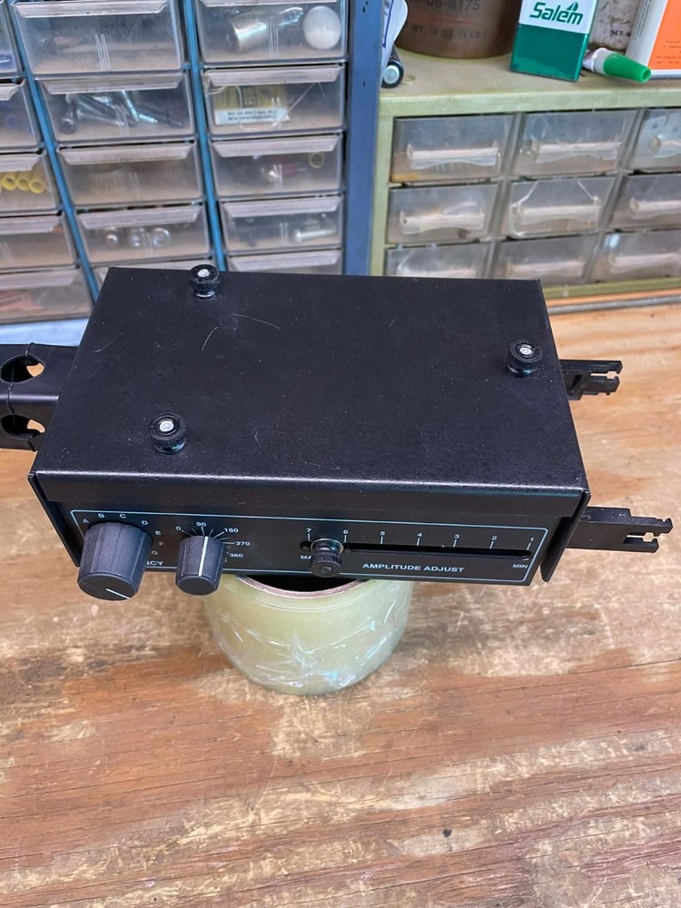 1 Pasco Scientific Basic Ripple Generator SELLING UNTESTED MAKE OFFER