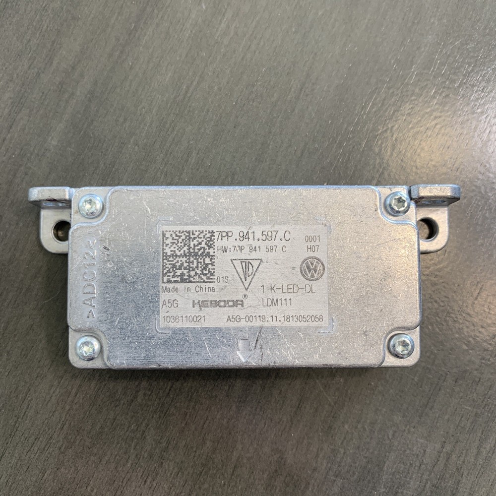 OEM VW Tiguan Jetta Passat Headlight Control Module LED DRL 7PP941597C