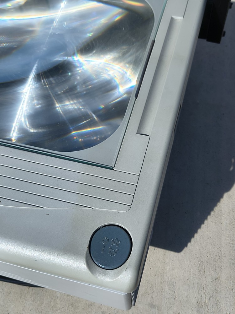 3M 1700 Series overhead projector