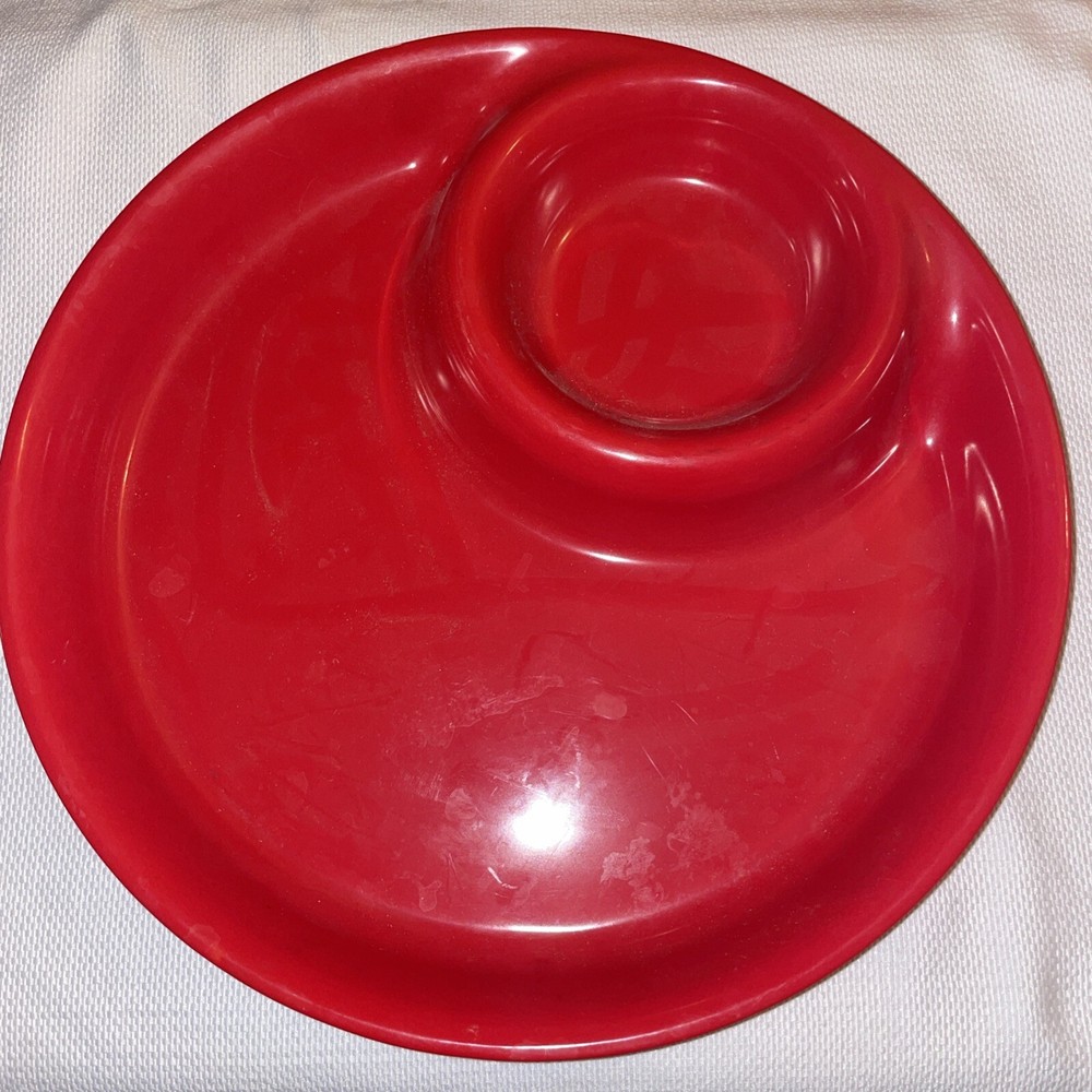ZAK DESIGNS RED ROUND PLATTER WITH SEPERATE DIP SECTION 100% MELAMINE