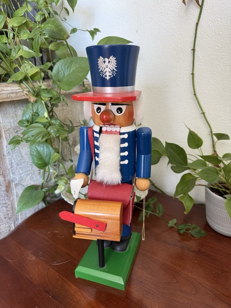 Steinbach nutcracker Mailman