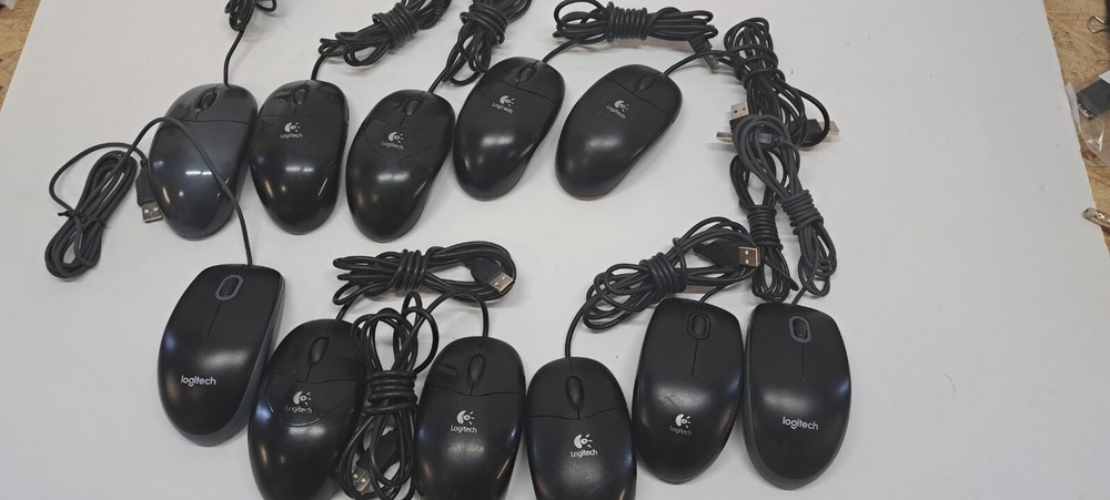 lot of 10 Logitech USB optical Mouse 6/28