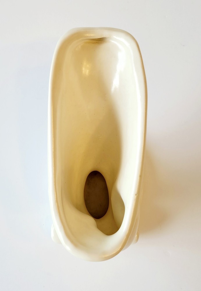 Matte Creamy White Shell Planter Unmarked Most Likely Haeger