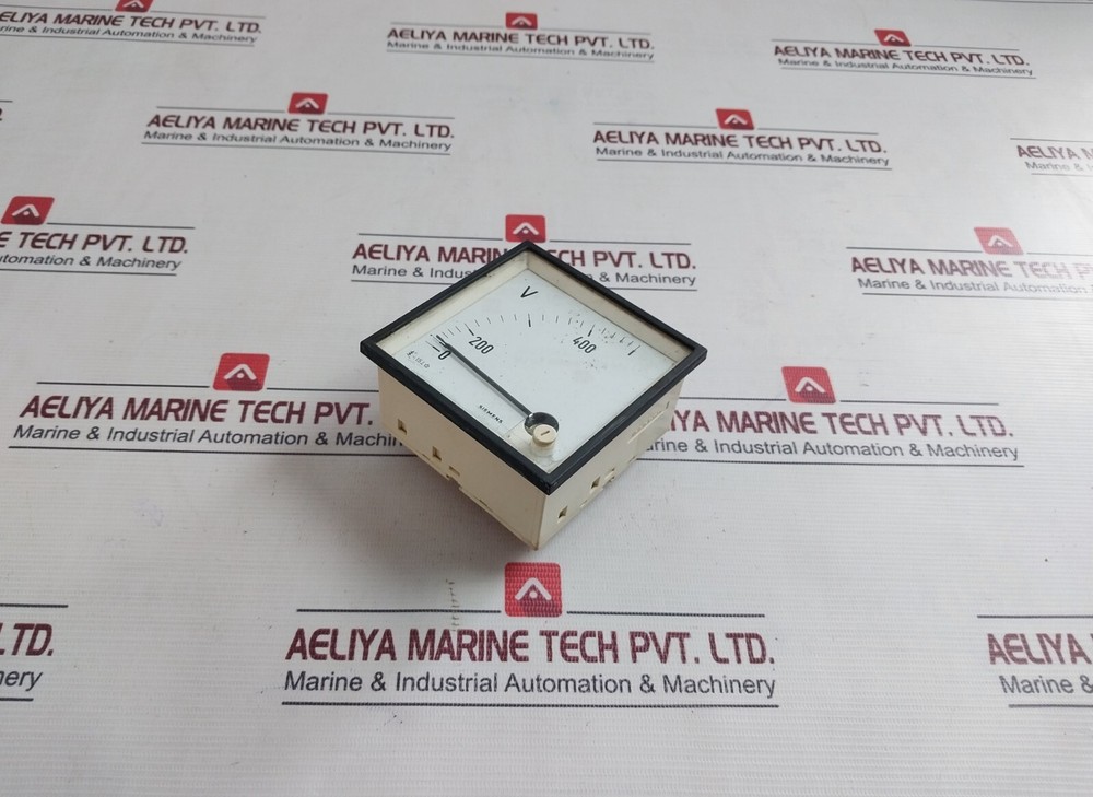 SIEMENS 0-400/500V Voltmeter