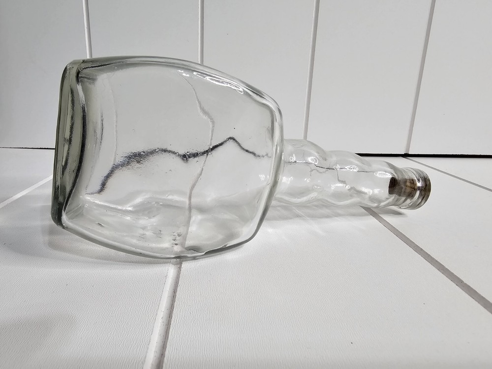 Clear Square Bottle w/ Spindle Neck & Cork 8" Tall