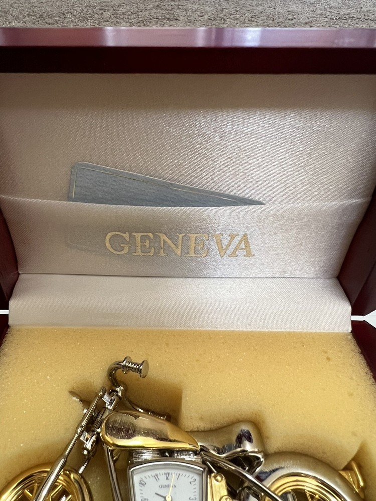 (Opened Box) GENEVA QUARTZ MOTORCYCLE CLOCK JAPANESE MOVEMENT Needs Battery