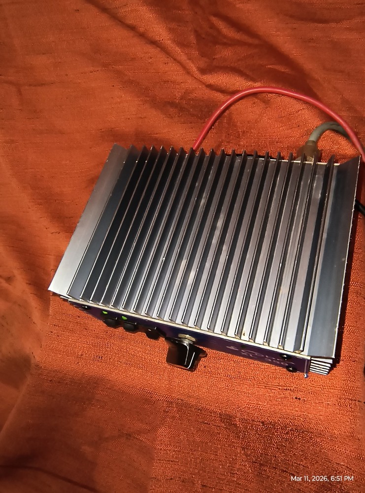 Cobra XL 350 Linear Amplifier, Powers On, Untested