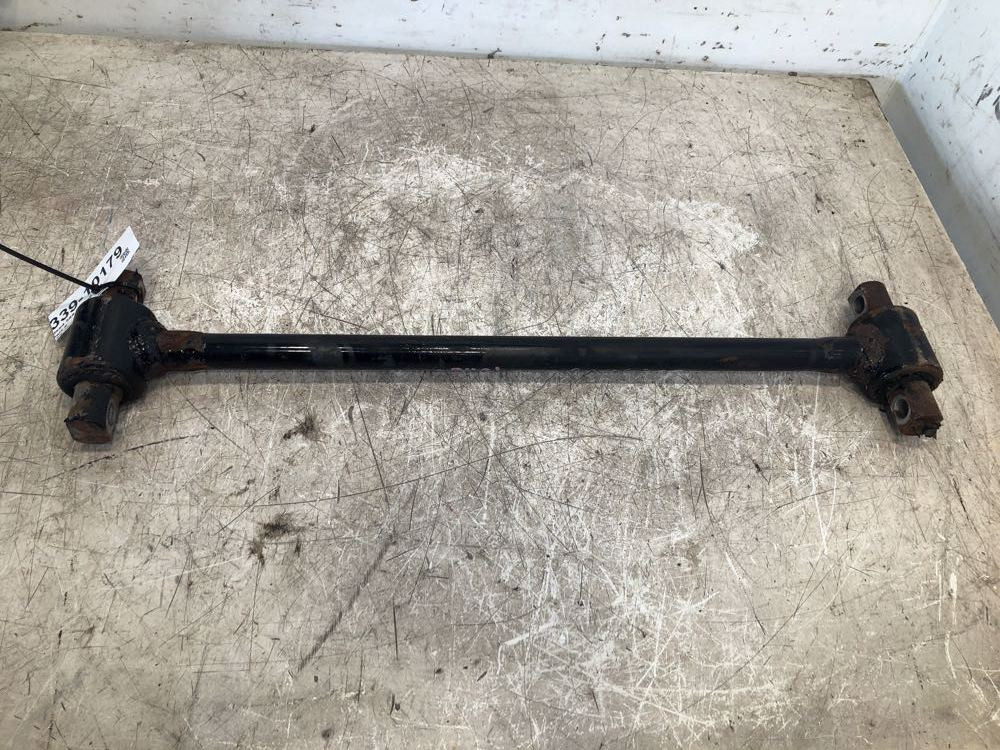 2015 Peterbilt 389 Torque Rod (339-10179)