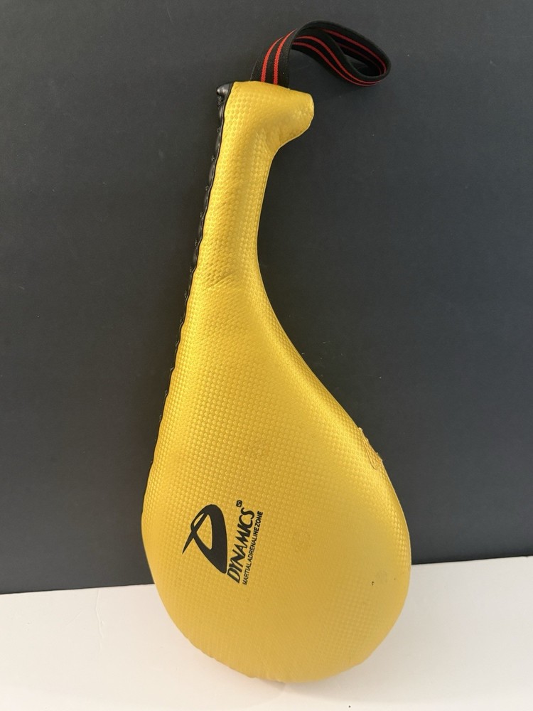 Dynamics double kicking target (kicking paddle)