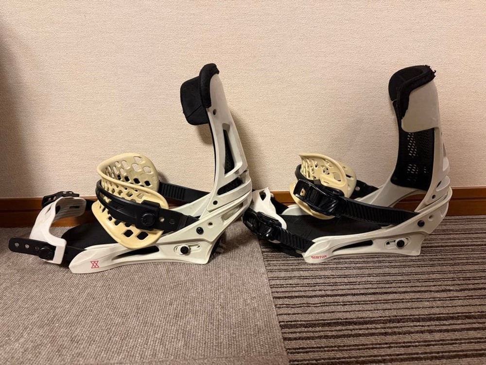 2019 BURTON MALAVITA Re:Flex Binding
