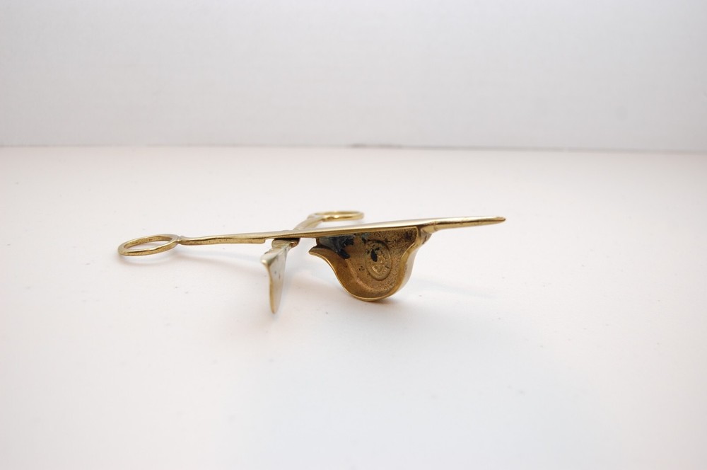 Vintage CW Candle Snuffer Shaped Like Scissors