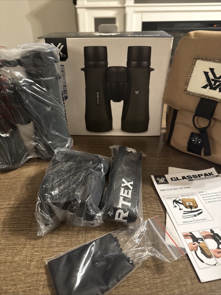 Vortex Diamondback HD 10x50 Binoculars DB-216