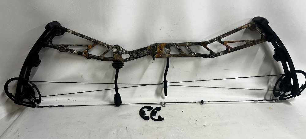ATHENS PEAK 38 COMPOUND BOW