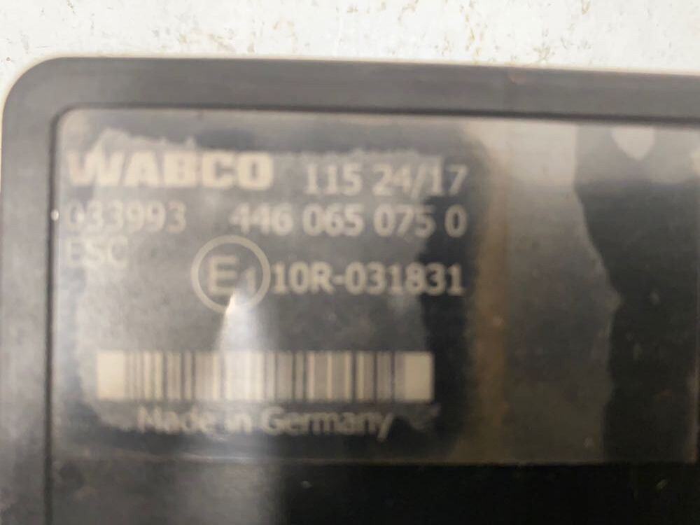 2018 Wabco Collision Avoidance System 4008502990 (356-10359)