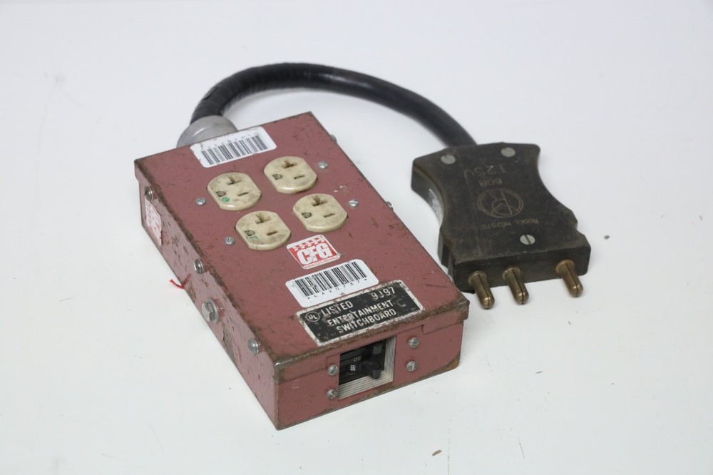 Mole-Richardson 4 Edison Plug Receptacle 60 Amp Bates