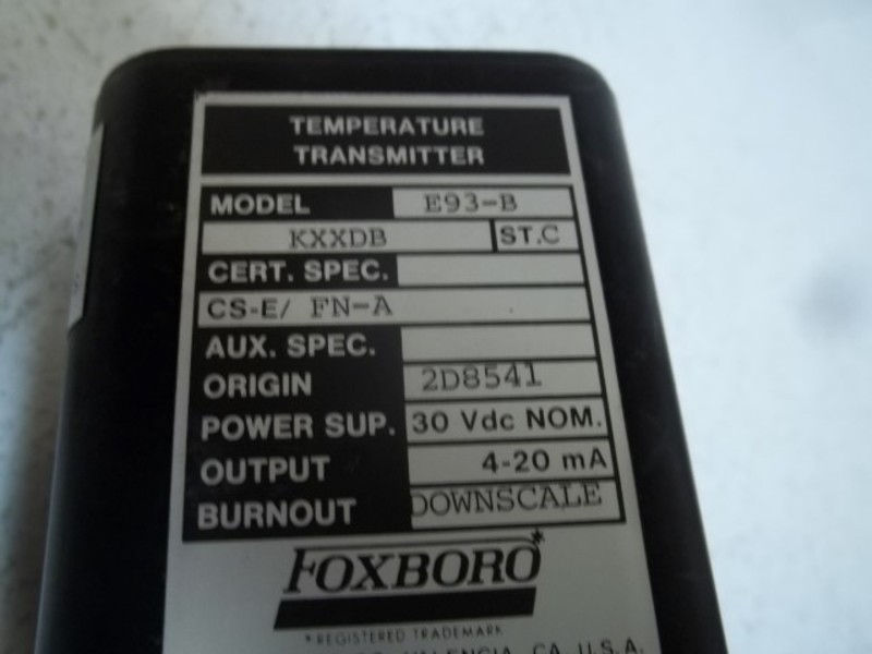 FOXBORO E93-B 0-150'F TEMPERATURE TRANSMITTER UNMP