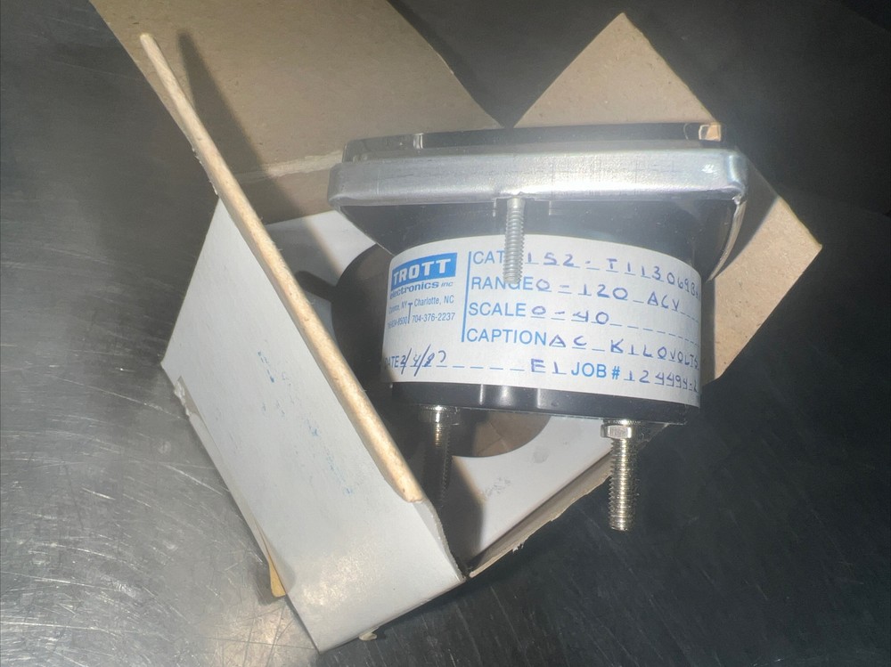 Trott Type 152 Panel Meter. NOS Surplus