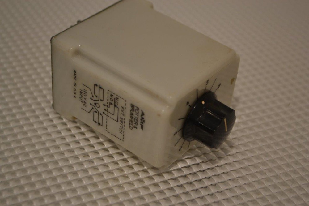 ONE USED POTTER & BRUMFIELD TIME DELAY CHB-38-70011.