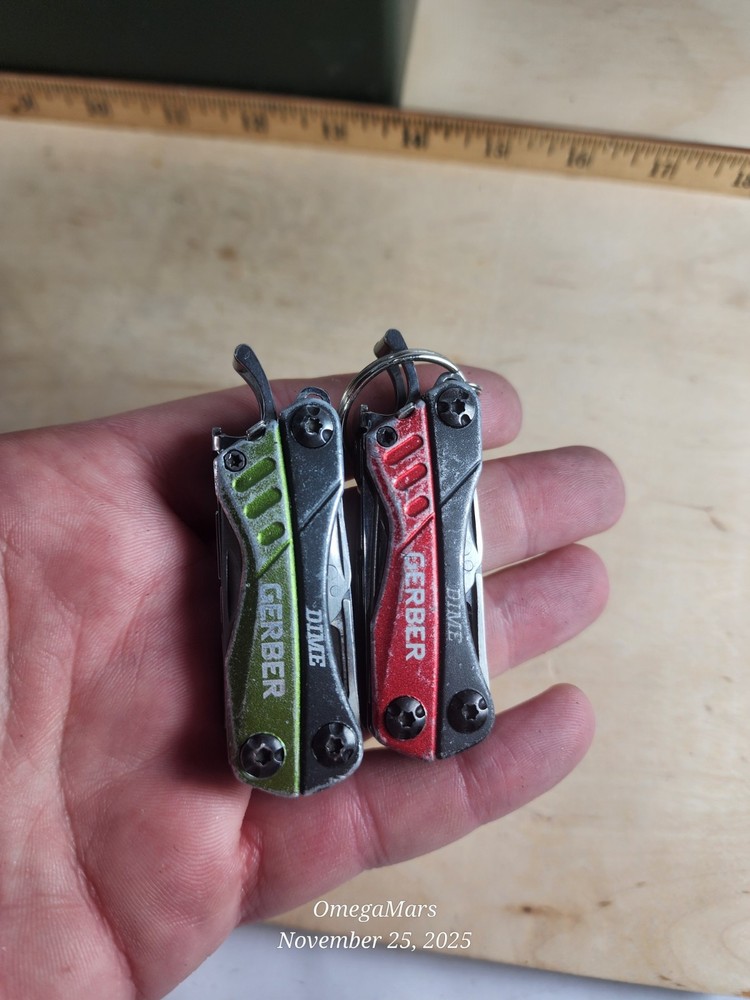 Gerber Dime multi tool x1 good-great conditions, READ the description please.