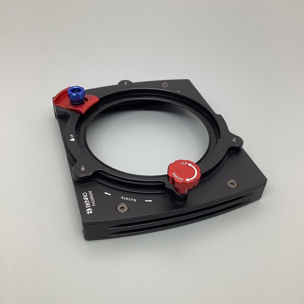 Benro 100mm Filter Holder for 82mm Thread Lenses w/ Frames