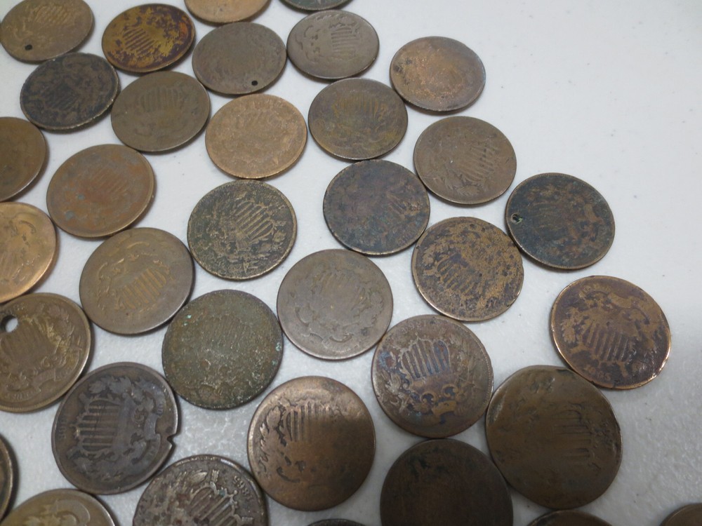 (79) Assorted Dates Two Cent Pieces (AG / Damaged)