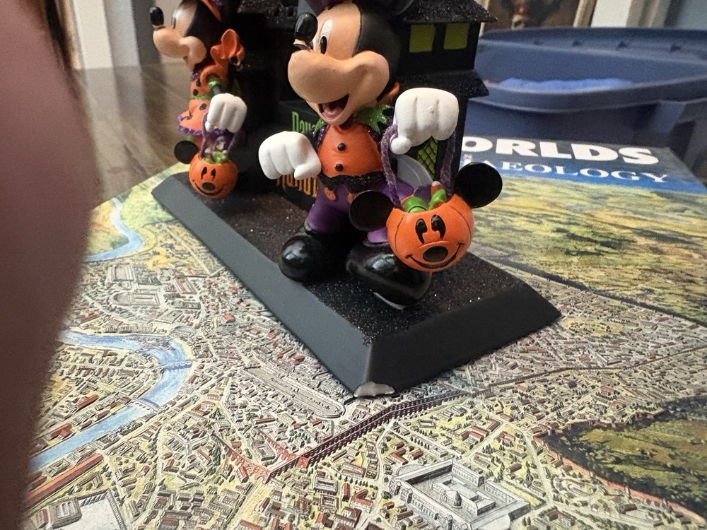 Mickey And Minnie Halloween Statue