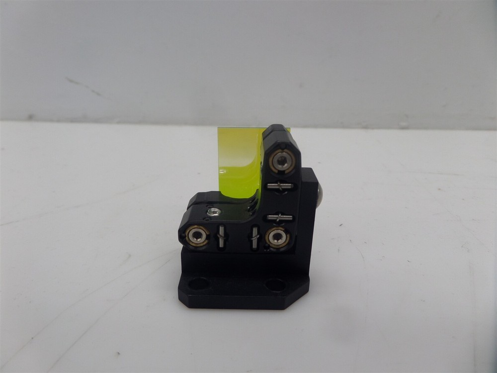 Thorlabs 105905-A Lens