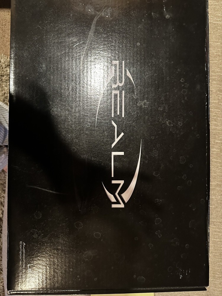 Realm Component Speaker Auto