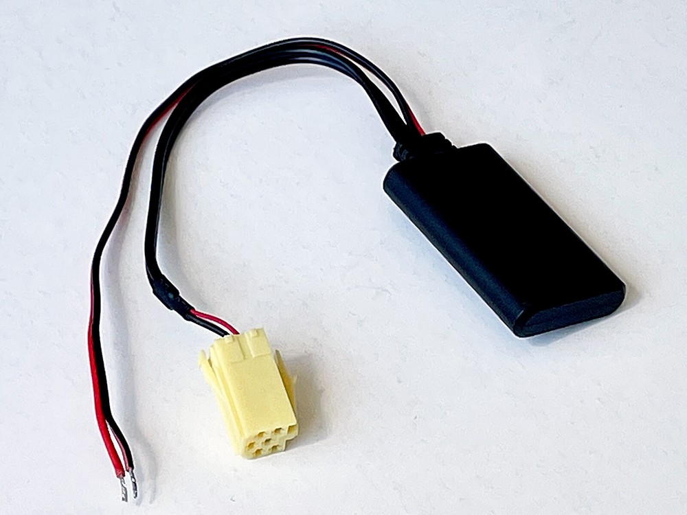 Smart ForTwo Bluetooth Music Streaming Interface Adapter A2DP carradio AUX input
