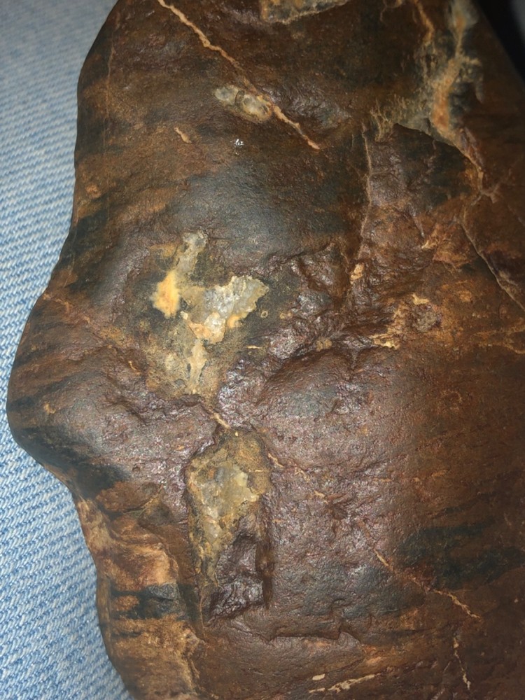 Rocks Gold Artifacts Native American Rock Art