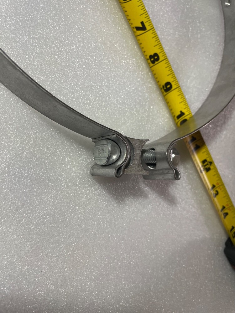 INTERNATIONAL 10" BRACKET CLAMP