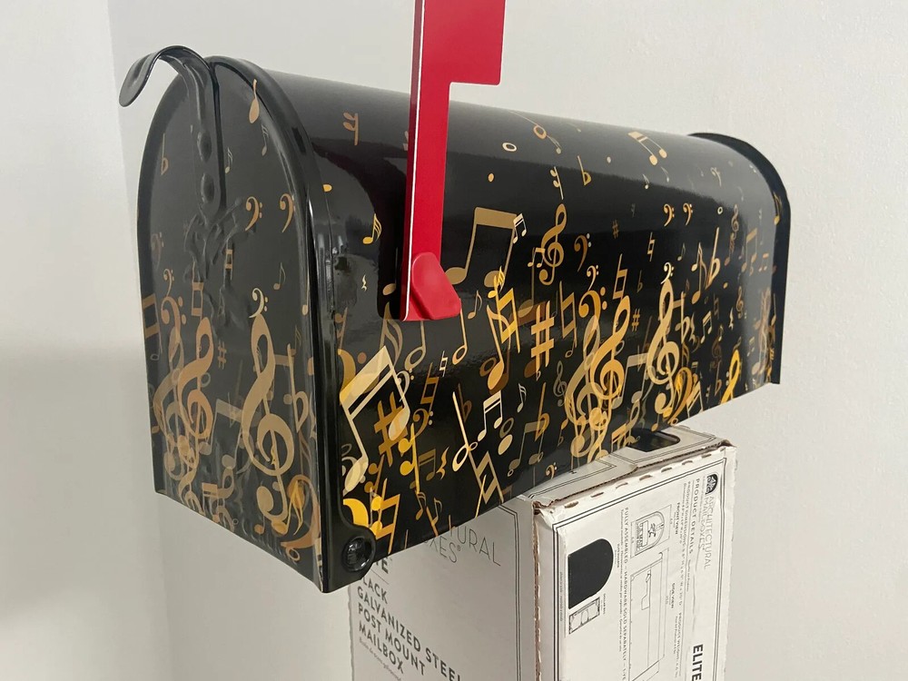 Musicians Custom Mailbox - Handmade Gift For Dad - Personalized gift for her