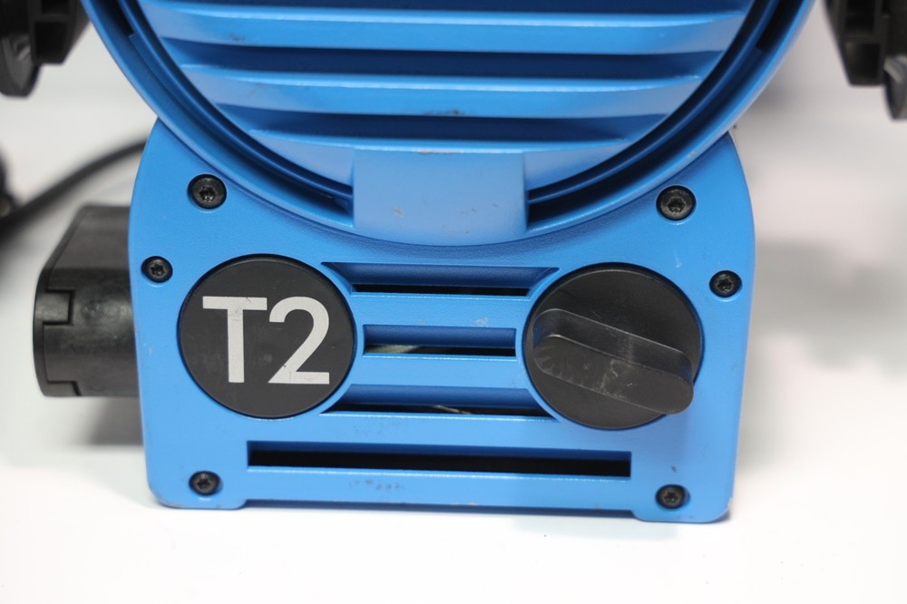 ARRI T2 2000W Tungsten Light, Great Condition