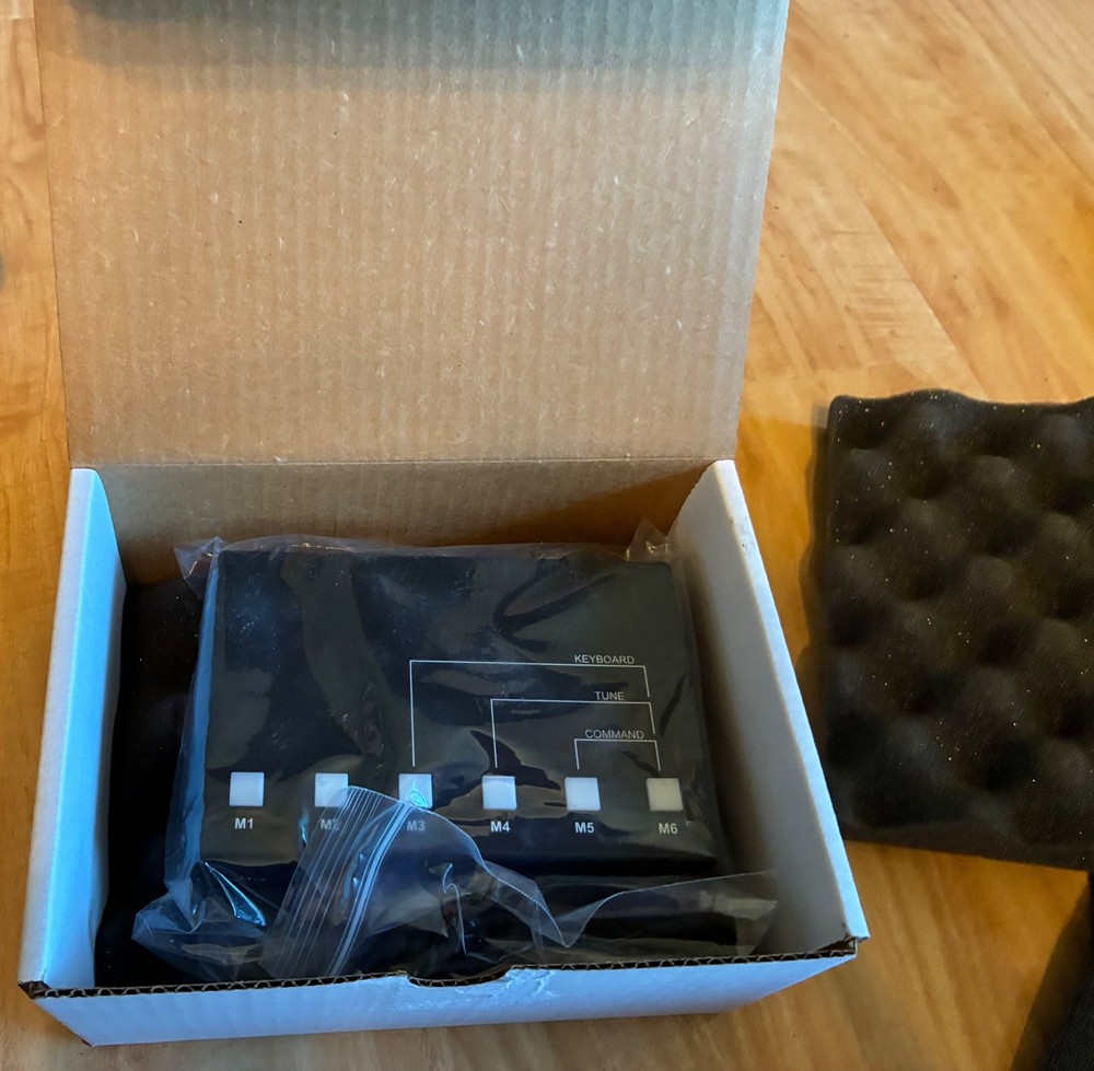 HAMGADGETS: MasterKeyer MK-1 - Advanced Morse Memory Keyer