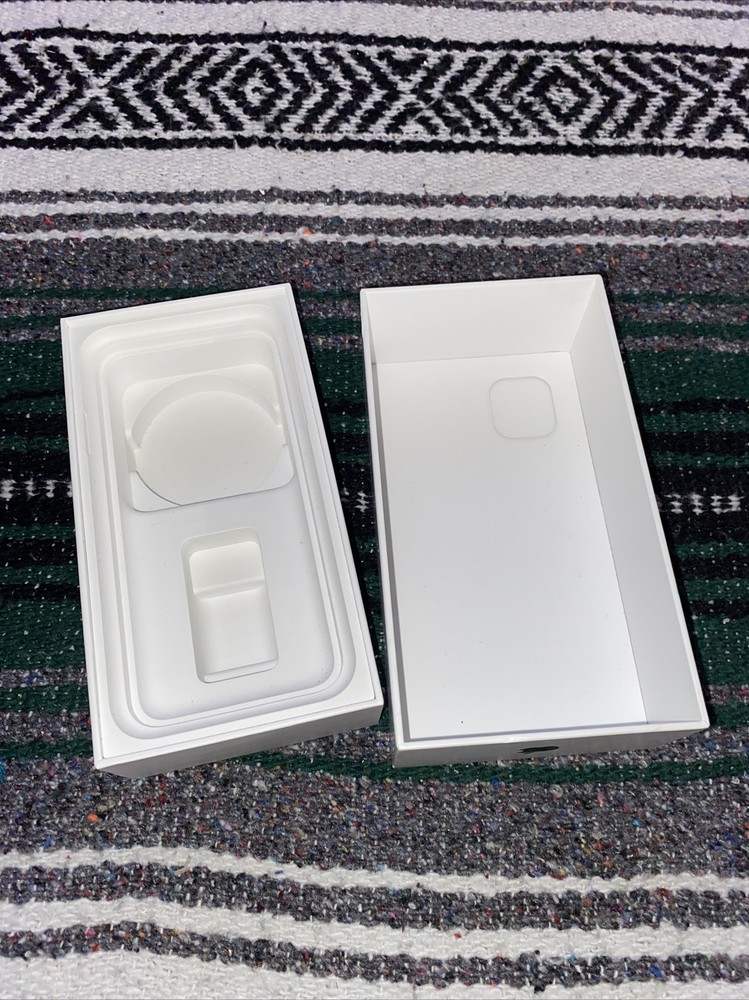 iPhone 11 Box only Apple IPHONE Box