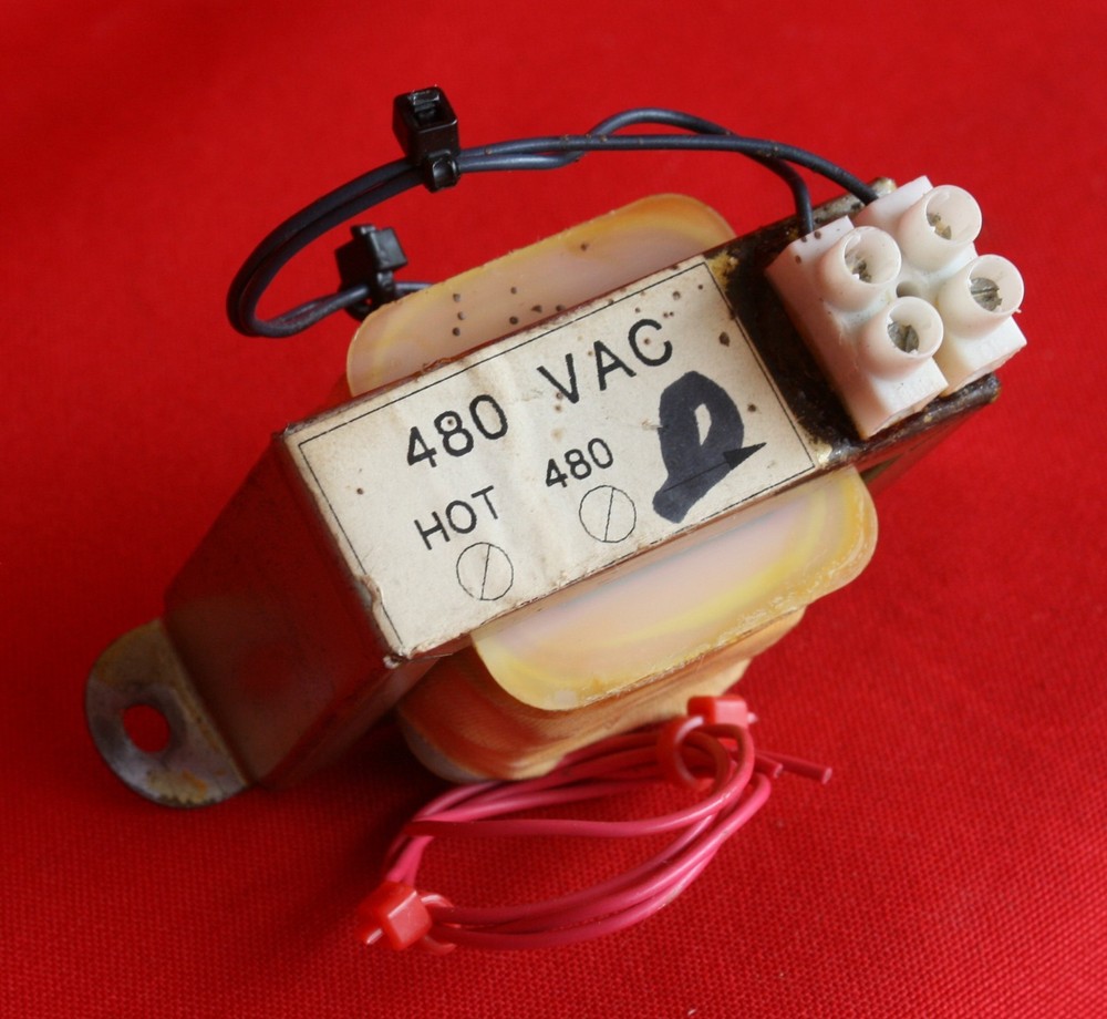 TRANSFORMER, SMALL, COMPACT, REDUCES 480 VAC DOWN TO 24 VAC